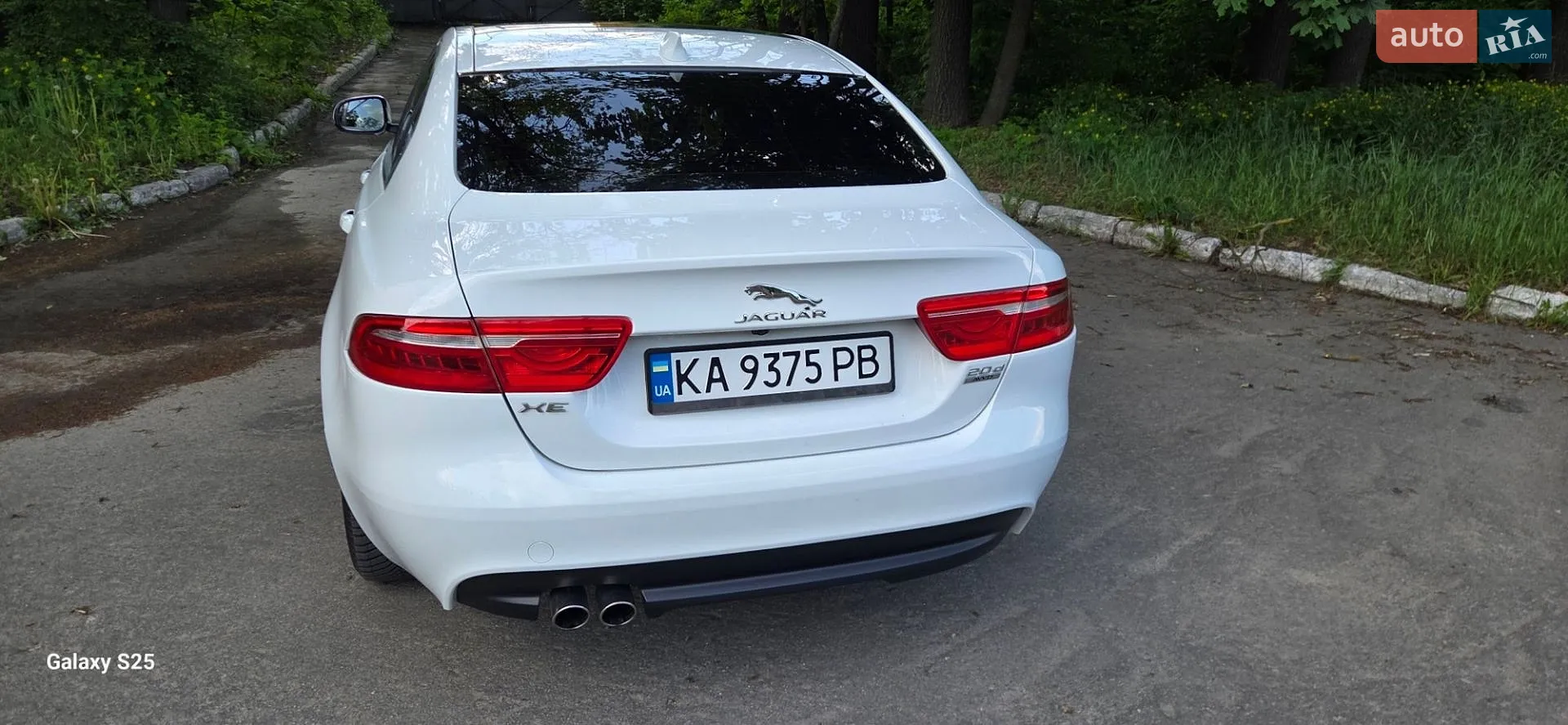 2016 Jaguar XE - мініатюра 5
