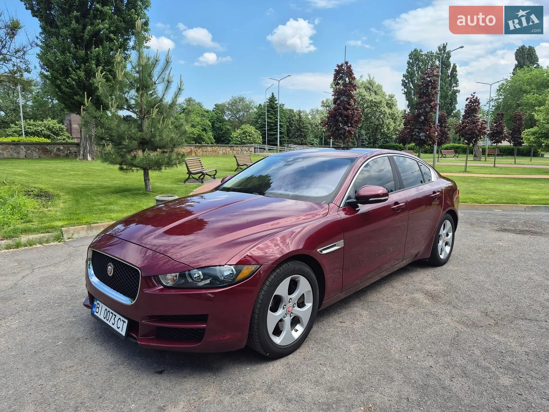 2016 Jaguar XE - мініатюра 5