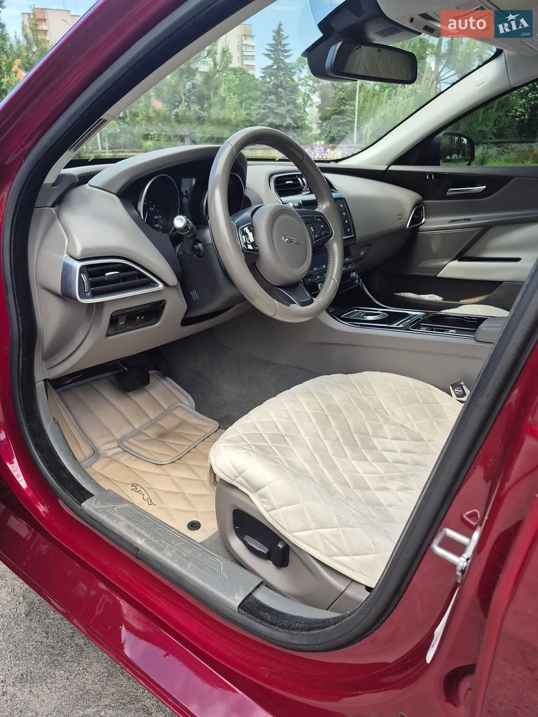 2016 Jaguar XE - мініатюра 17