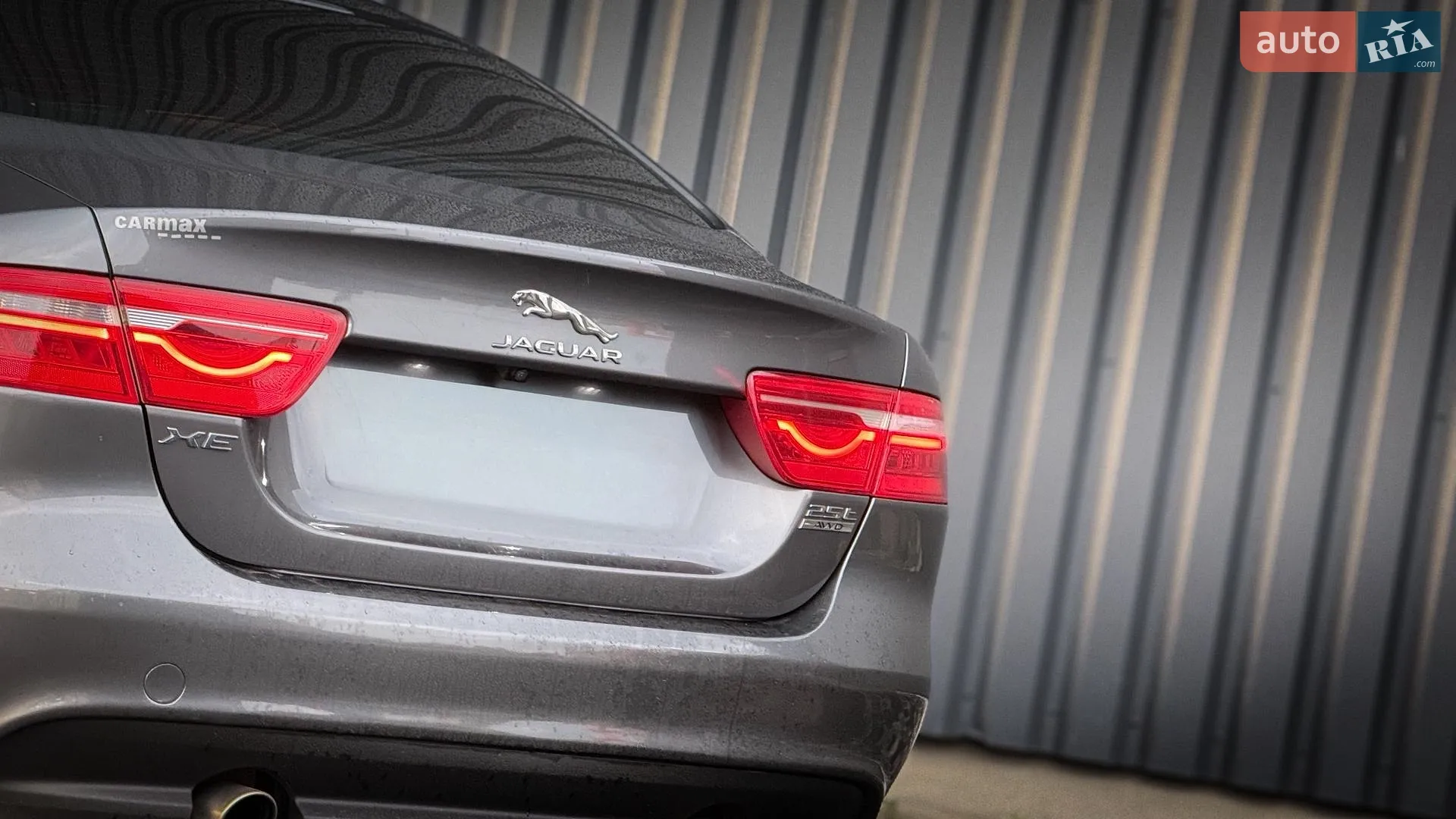 2018 Jaguar XE - мініатюра 8