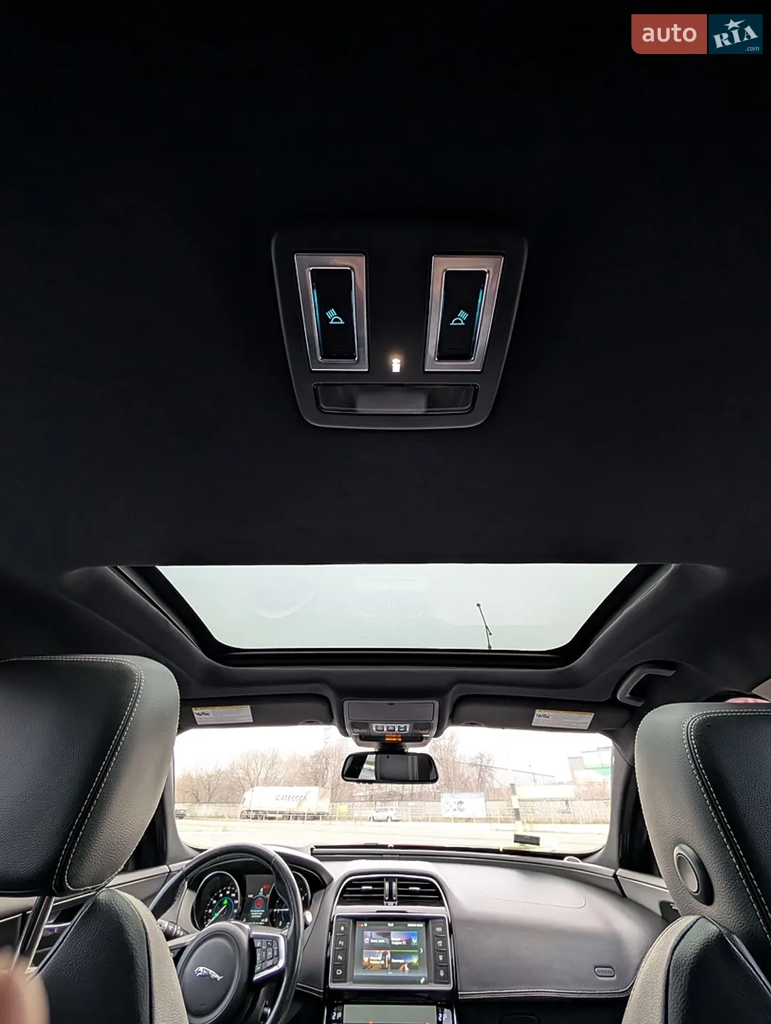 2016 Jaguar XE - мініатюра 27