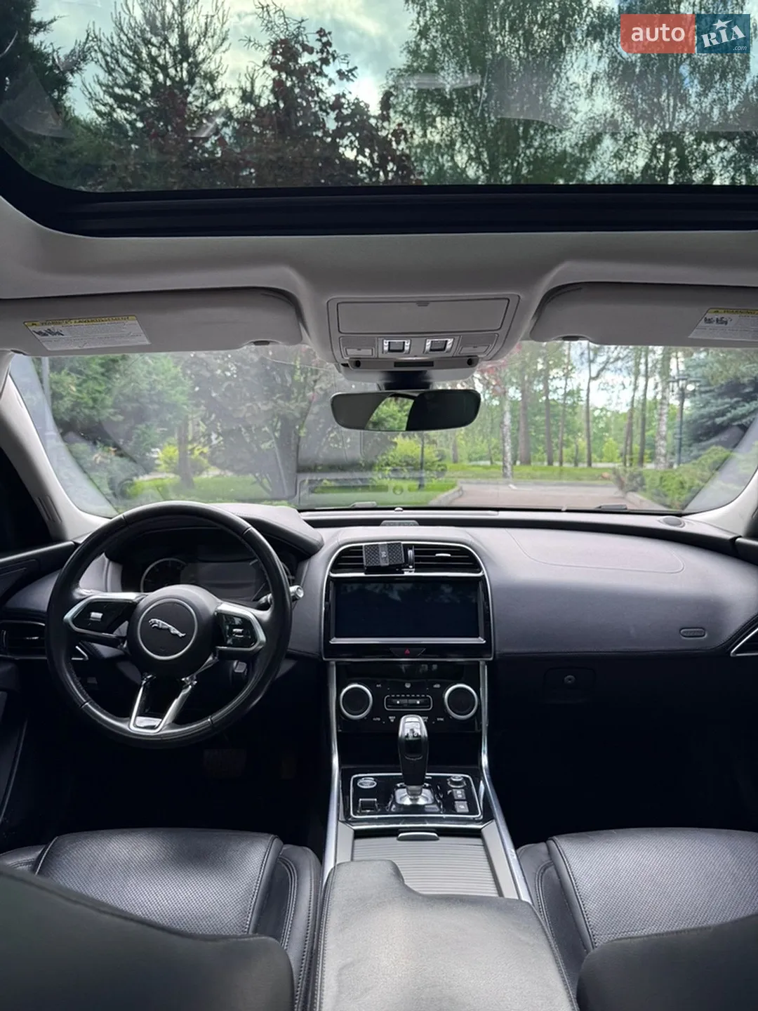2020 Jaguar XE - мініатюра 12