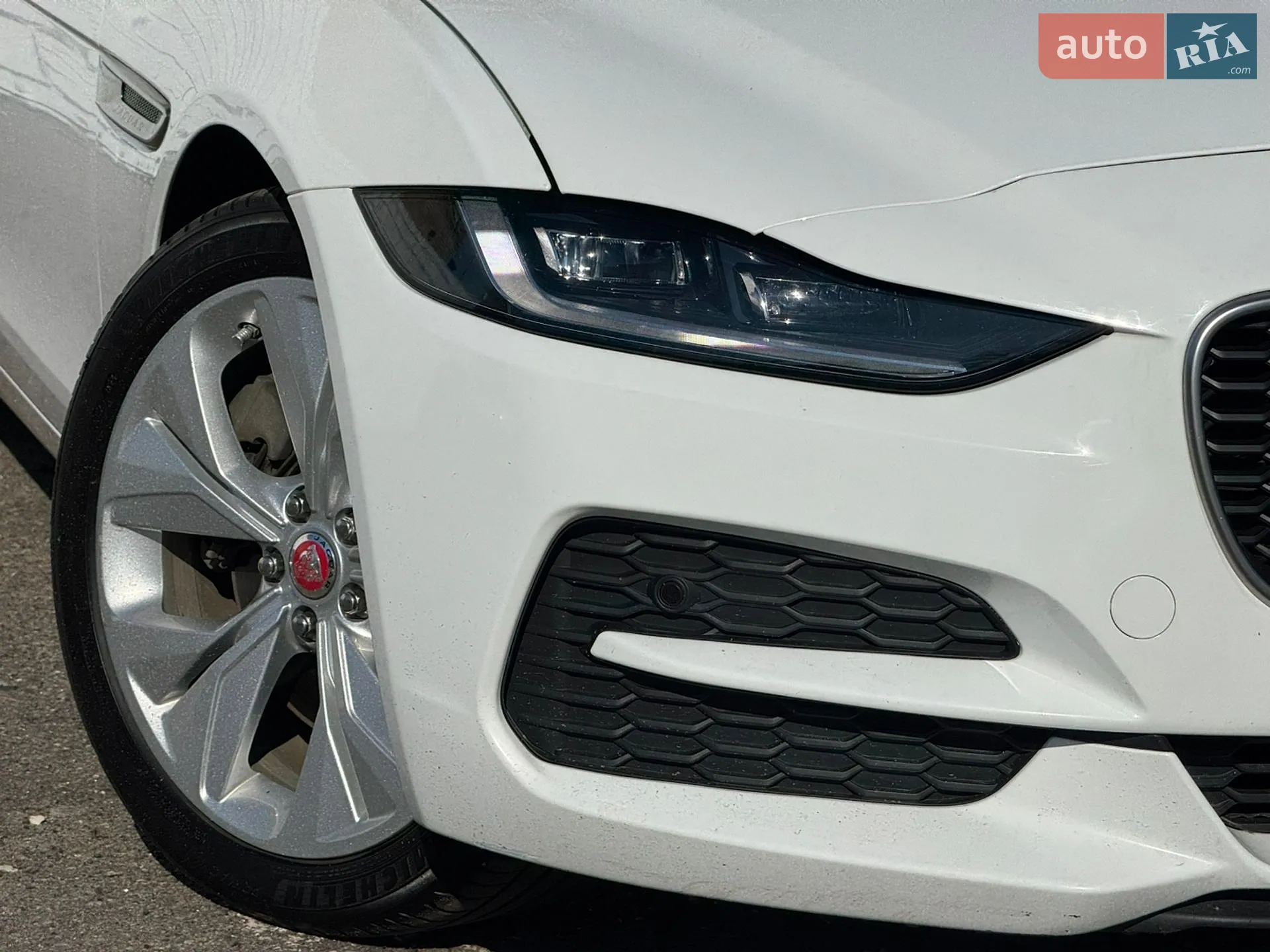 2020 Jaguar XE - мініатюра 3
