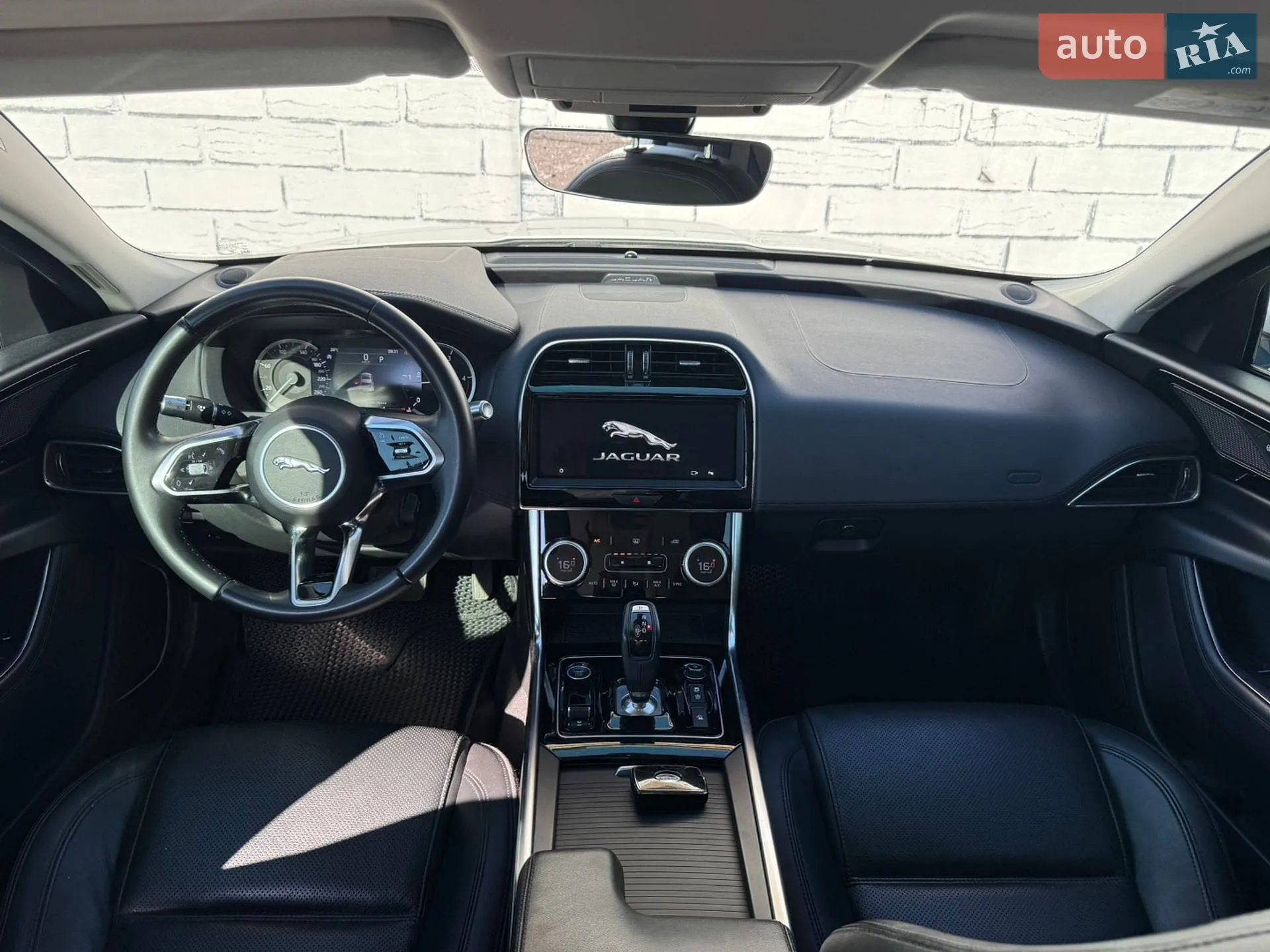 2020 Jaguar XE - мініатюра 20