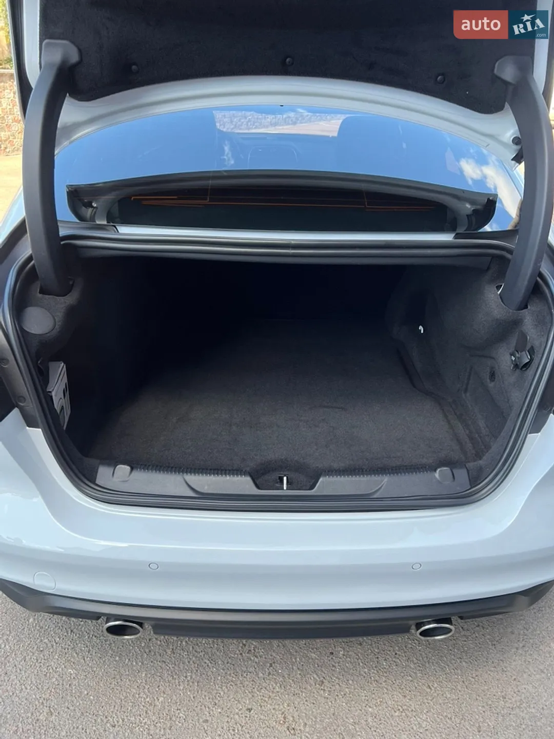 2019 Jaguar XE - мініатюра 13
