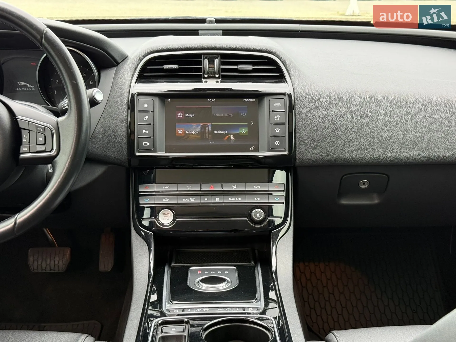 2016 Jaguar XE - мініатюра 18