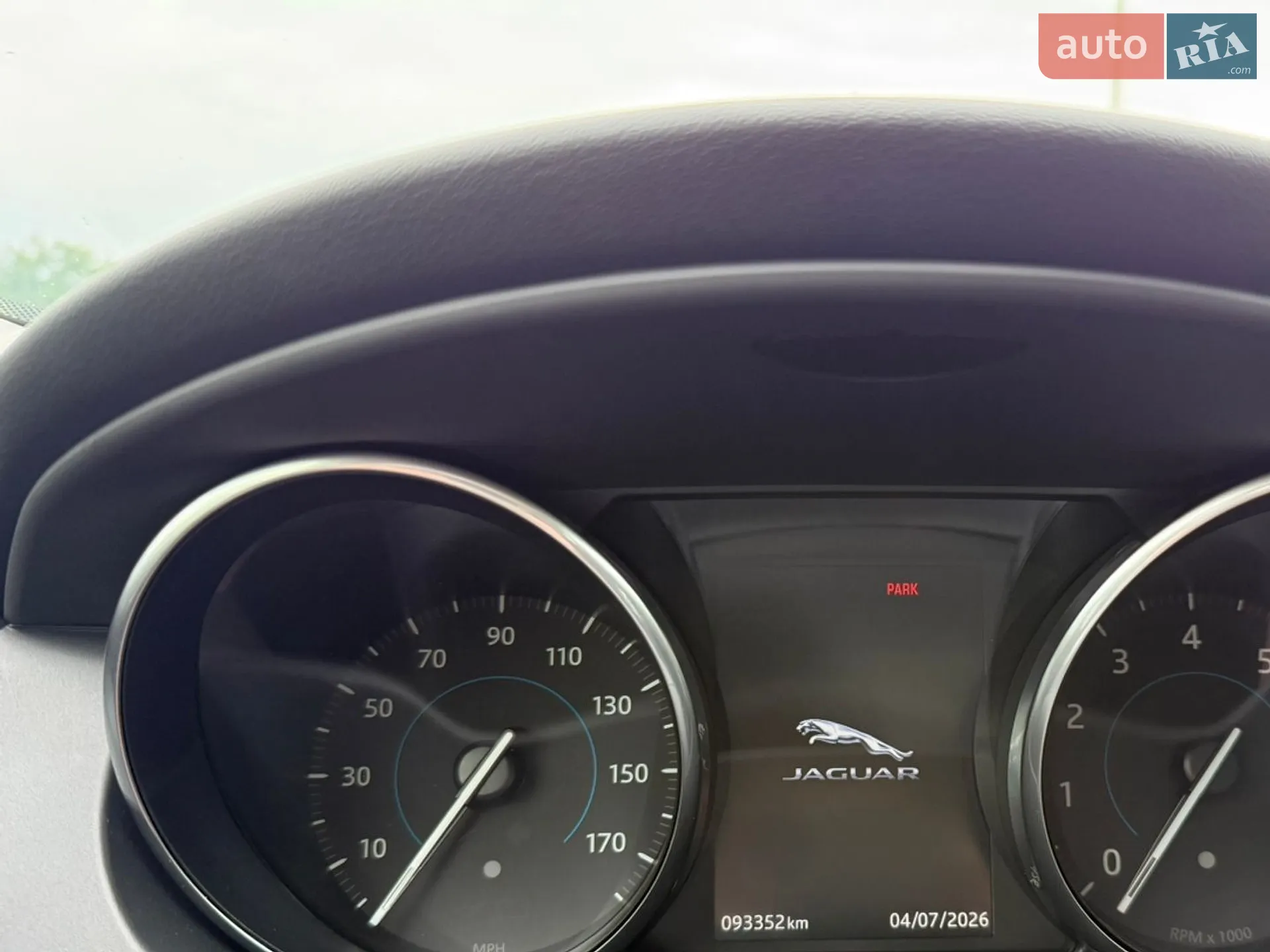 2016 Jaguar XE - мініатюра 29