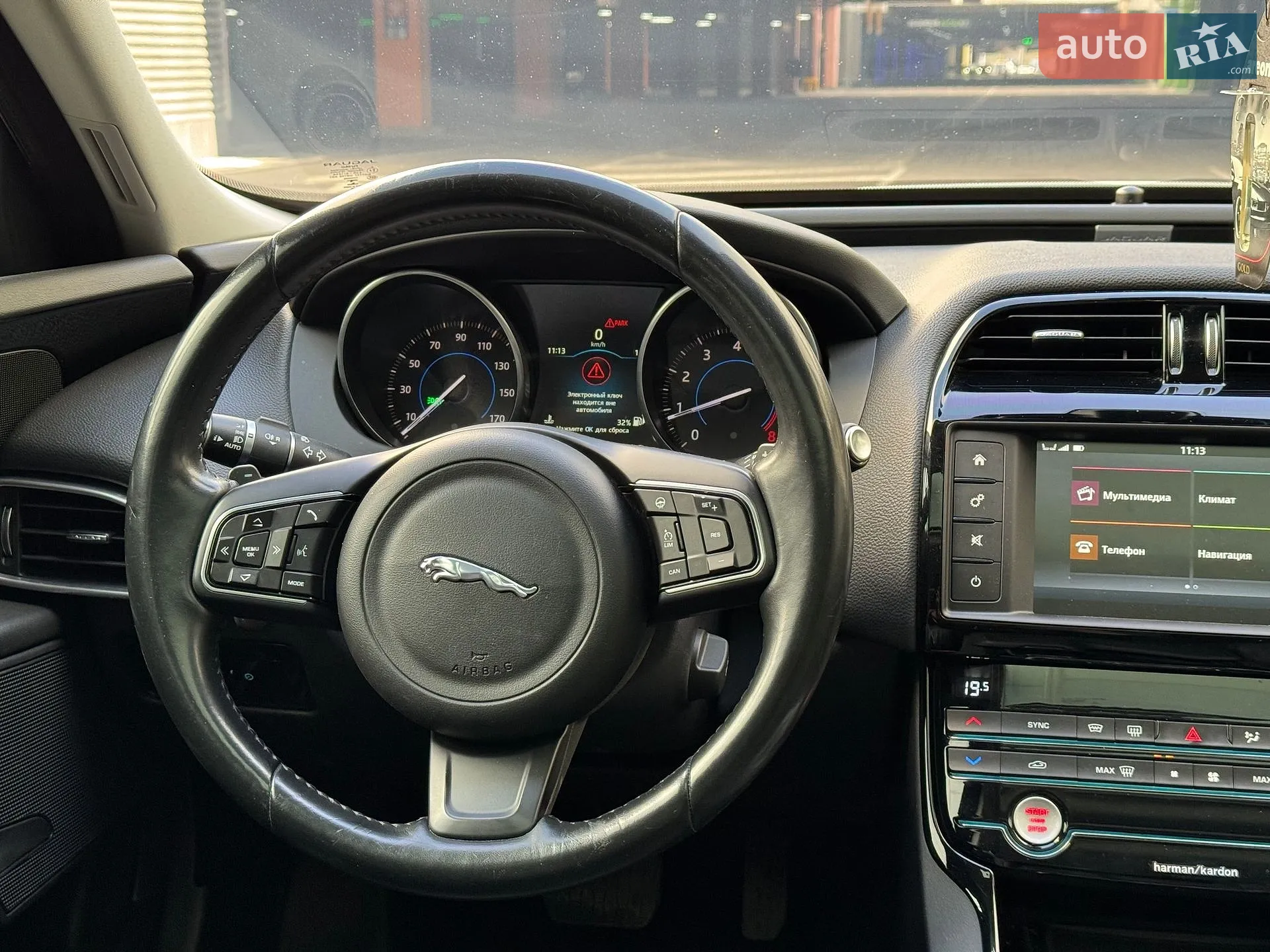 2016 Jaguar XE - мініатюра 45