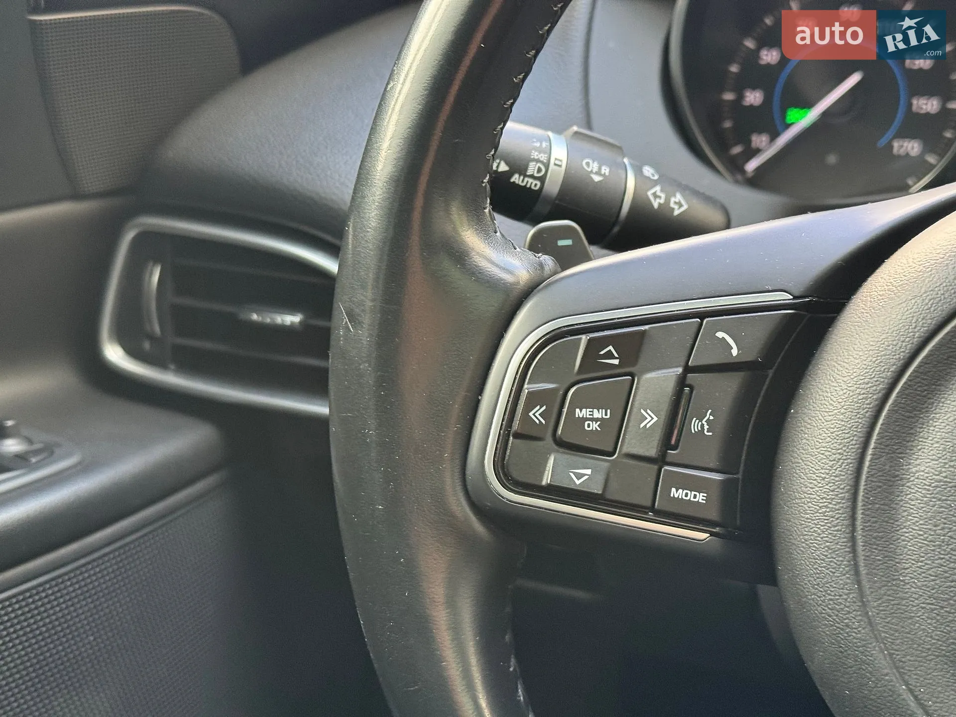 2016 Jaguar XE - мініатюра 47