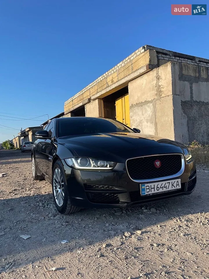 2016 Jaguar XE - мініатюра 26