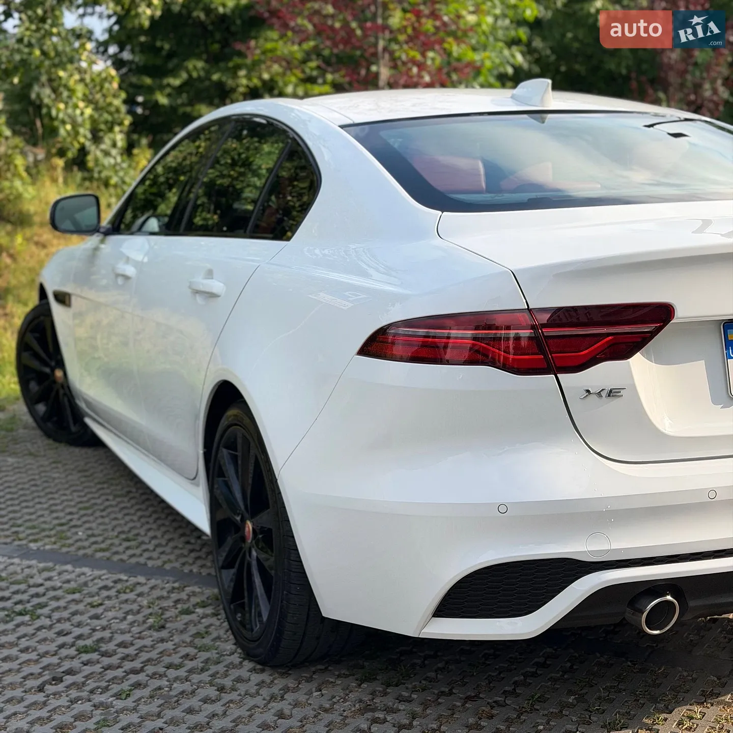 2020 Jaguar XE - мініатюра 3