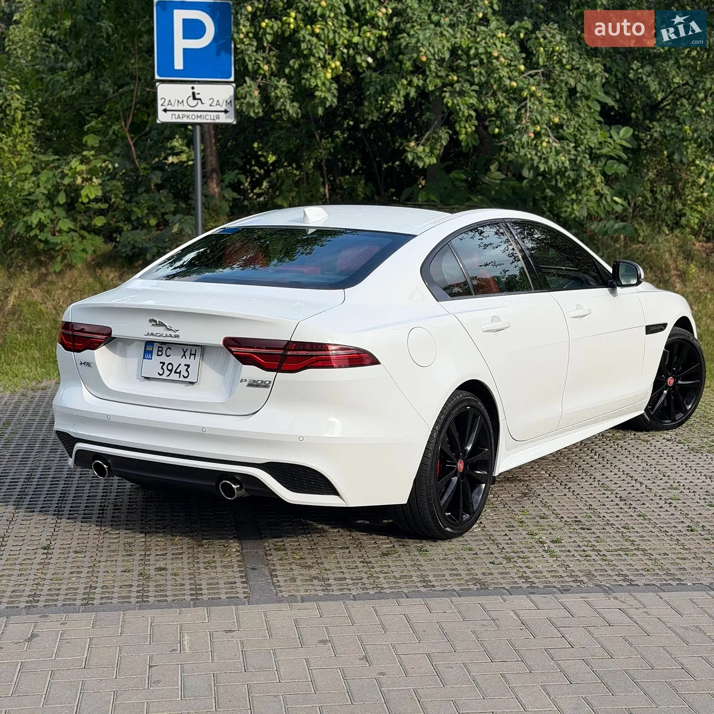 2020 Jaguar XE - мініатюра 13