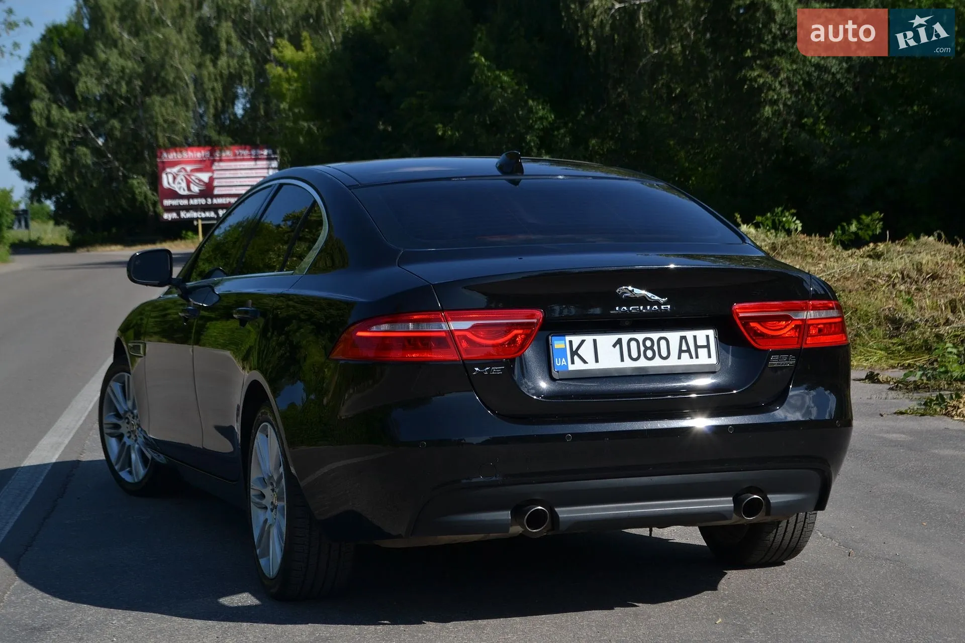 2018 Jaguar XE - мініатюра 3