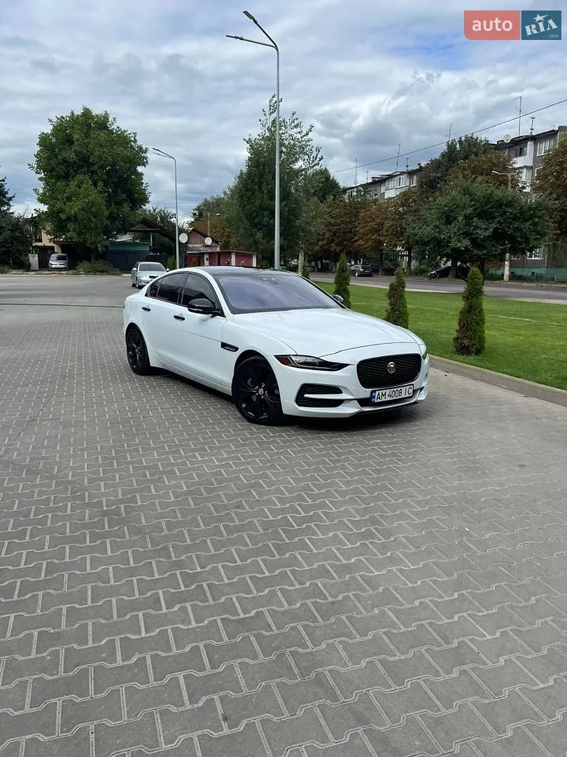 2019 Jaguar XE - мініатюра 13