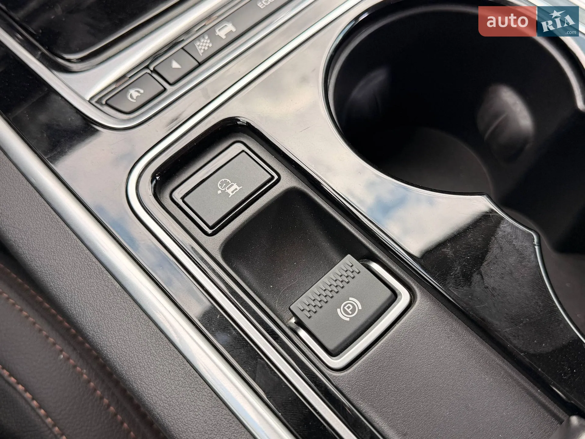 2015 Jaguar XE - мініатюра 29