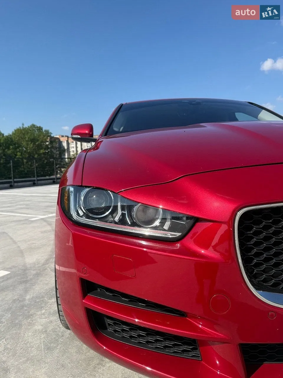2018 Jaguar XE - мініатюра 9