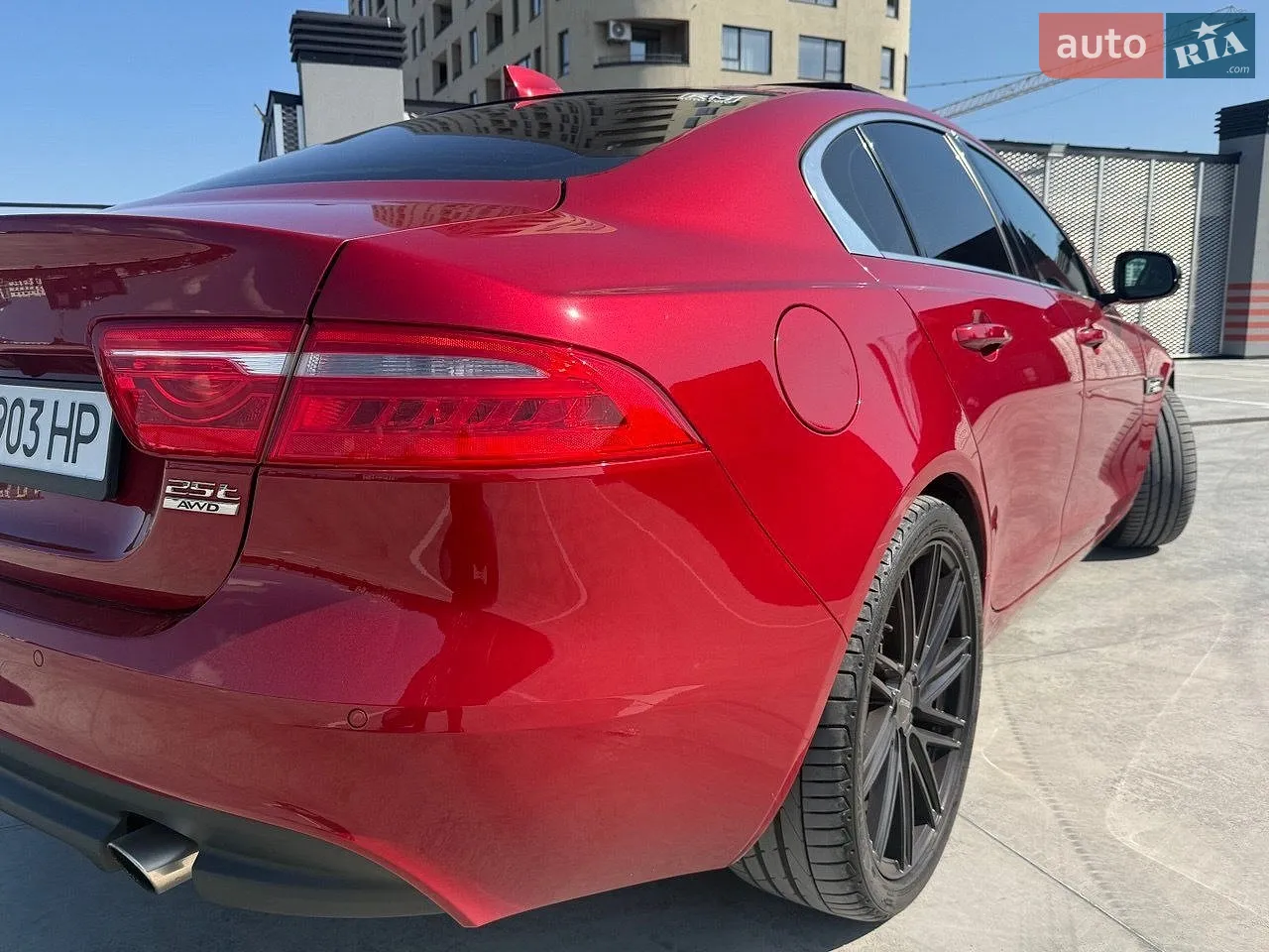 2018 Jaguar XE - мініатюра 20