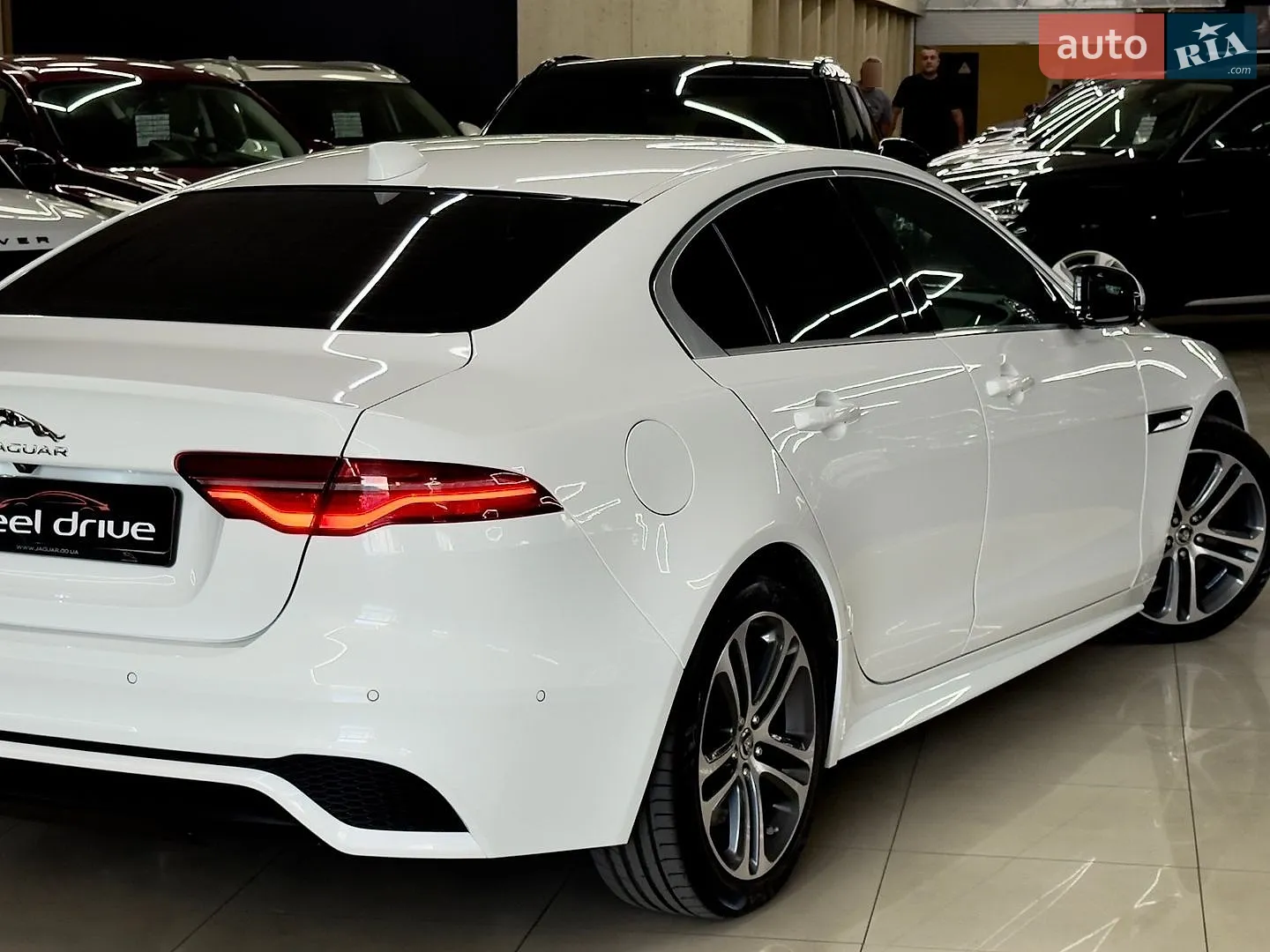 2024 Jaguar XE - мініатюра 12