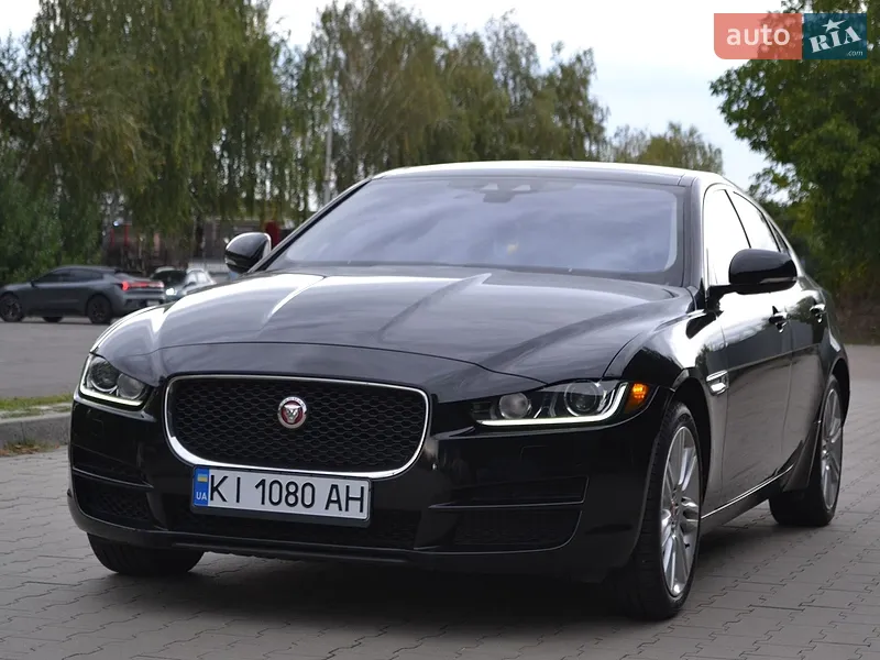 Jaguar XE 2018