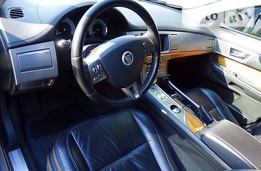 Седан Jaguar XF 2008 в Львове