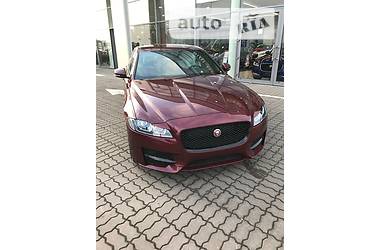 Седан Jaguar XF 2016 в Києві