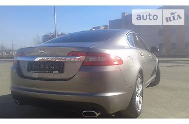 Седан Jaguar XF 2009 в Тернополе