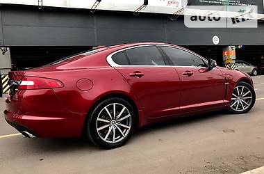 Внедорожник / Кроссовер Jaguar XF 2008 в Киеве