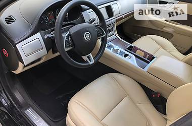 Седан Jaguar XF 2014 в Чернигове