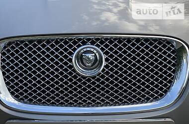 Седан Jaguar XF 2008 в Тернополе