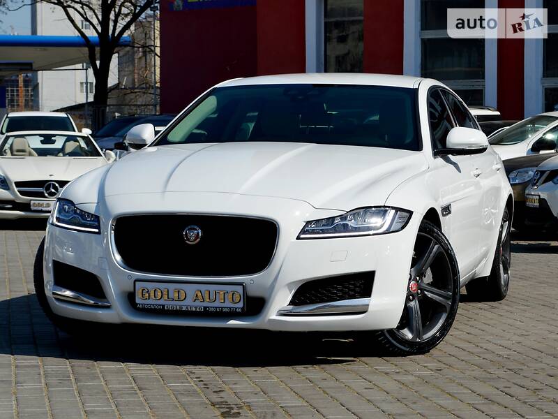 Седан Jaguar XF 2016 в Одесі