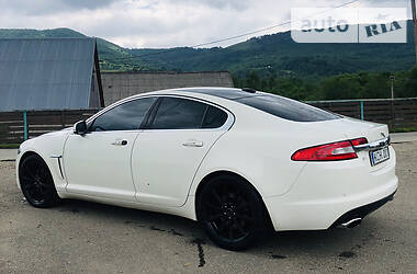 Седан Jaguar XF 2008 в Мукачево