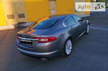 Седан Jaguar XF 2008 в Мариуполе