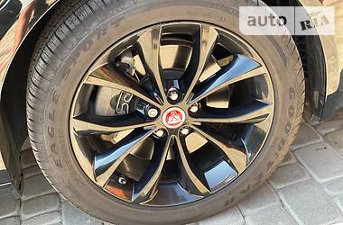 Седан Jaguar XF 2016 в 