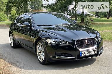 Седан Jaguar XF 2012 в Киеве