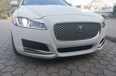 Седан Jaguar XF 2018 в Киеве