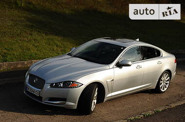 Седан Jaguar XF 2013 в Рівному