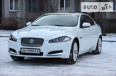 Седан Jaguar XF 2013 в Покровске