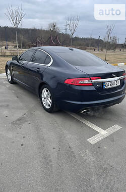 Седан Jaguar XF 2008 в Киеве