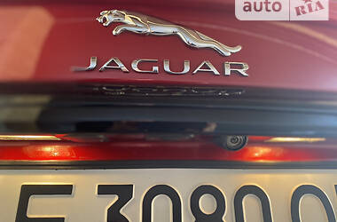 Седан Jaguar XF 2015 в Кривому Розі