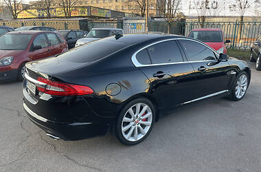 Jaguar XF