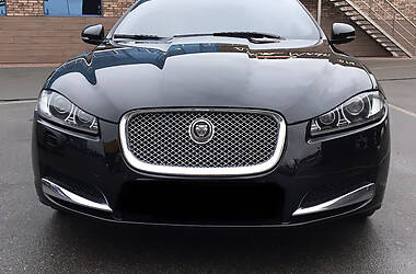 Седан Jaguar XF 2013 в Киеве