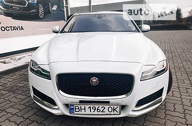 Седан Jaguar XF 2018 в Луцке
