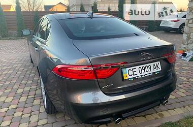 Седан Jaguar XF 2017 в Новоднестровске