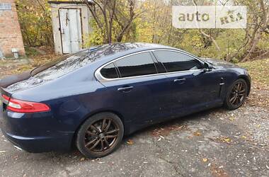 Седан Jaguar XF 2010 в Фастові