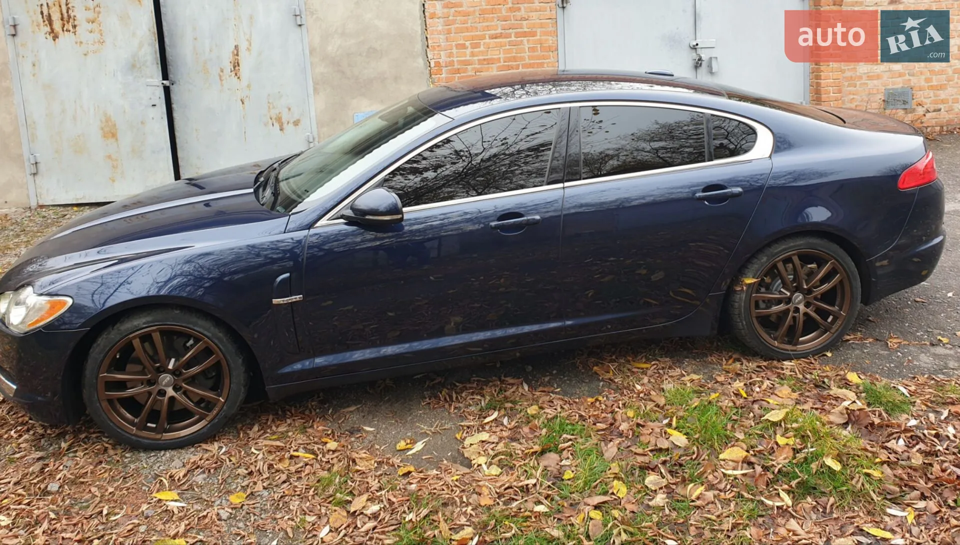 2010 Jaguar XF - мініатюра 5