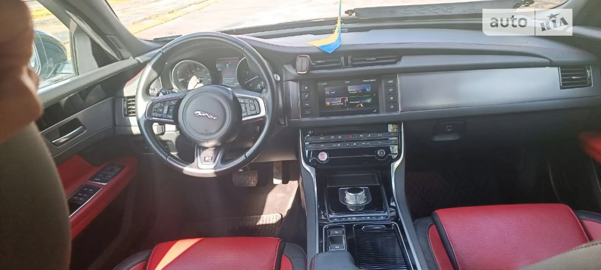 2016 Jaguar XF - мініатюра 15