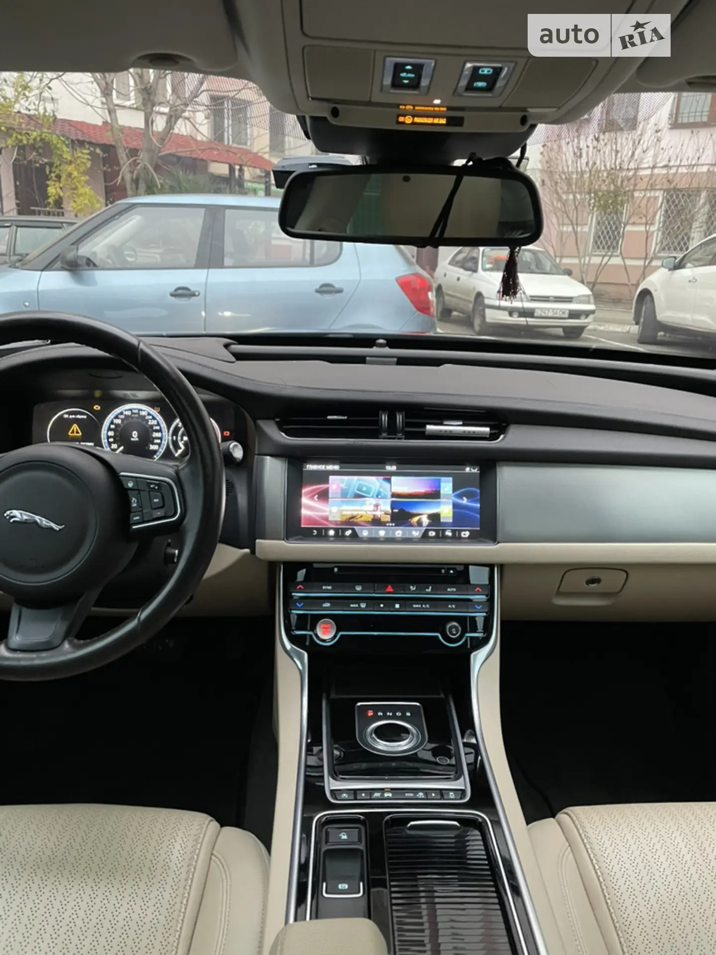 2016 Jaguar XF - мініатюра 10