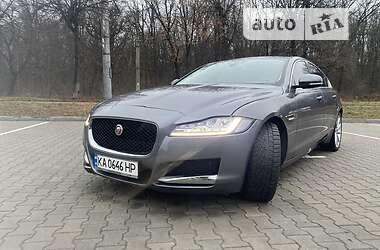 Седан Jaguar XF 2017 в Киеве