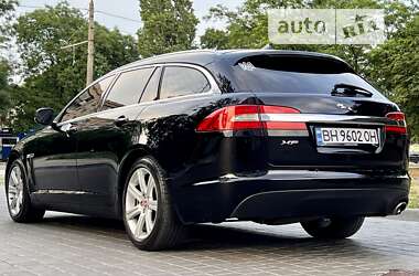 Седан Jaguar XF 2012 в Одесі