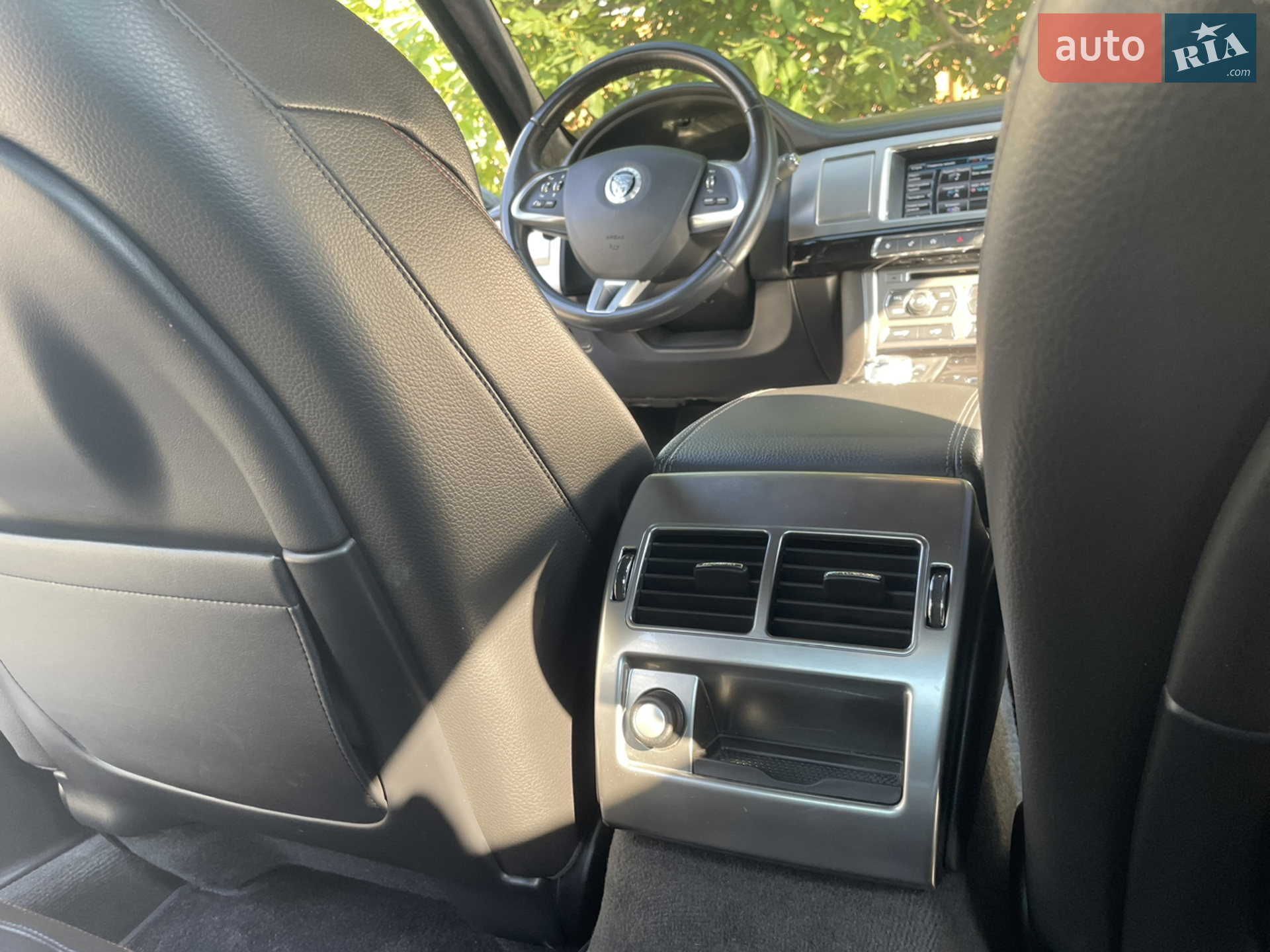 2015 Jaguar XF - мініатюра 35